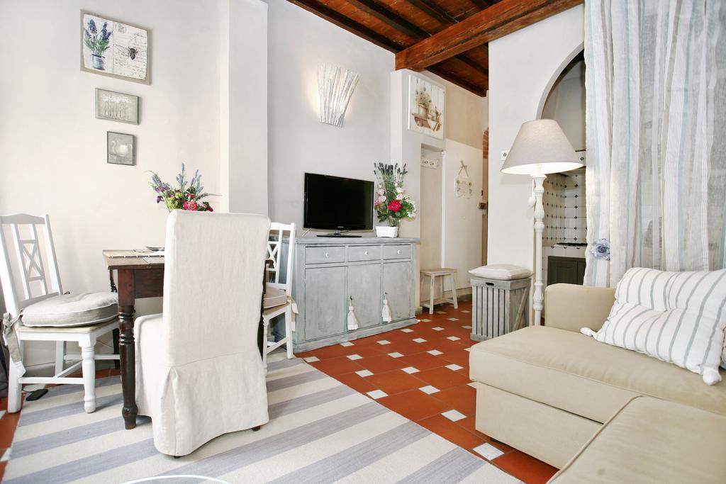 Gina Guest House Floransa Oda fotoğraf
